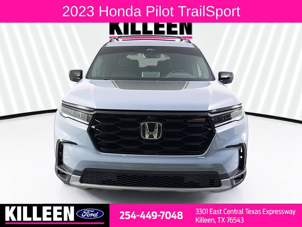 Used 2023 Honda Pilot TrailSport image 2