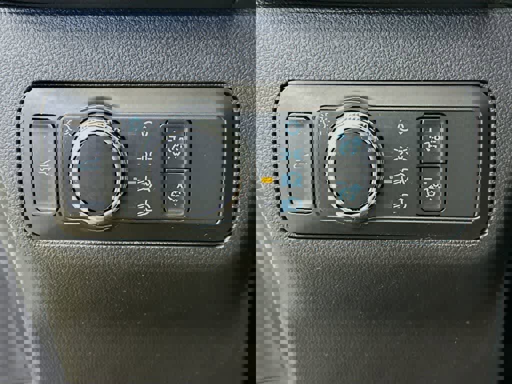 Certified 2021 Ford Escape SE w/ Convenience Package image 27