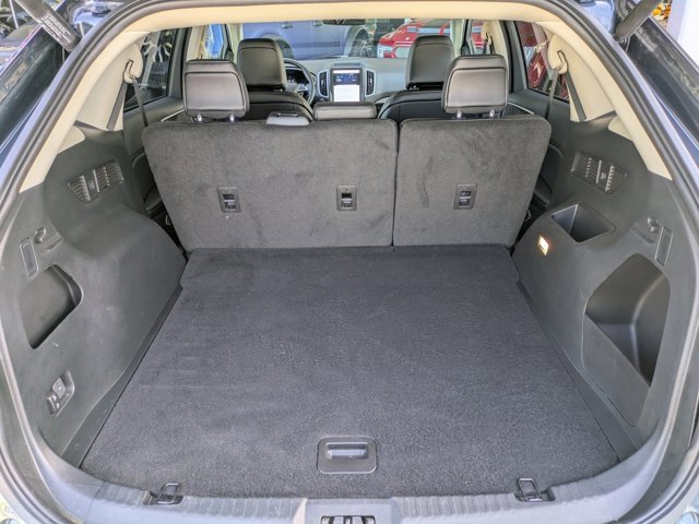 Certified 2022 Ford Edge SEL w/ Convenience Package image 18