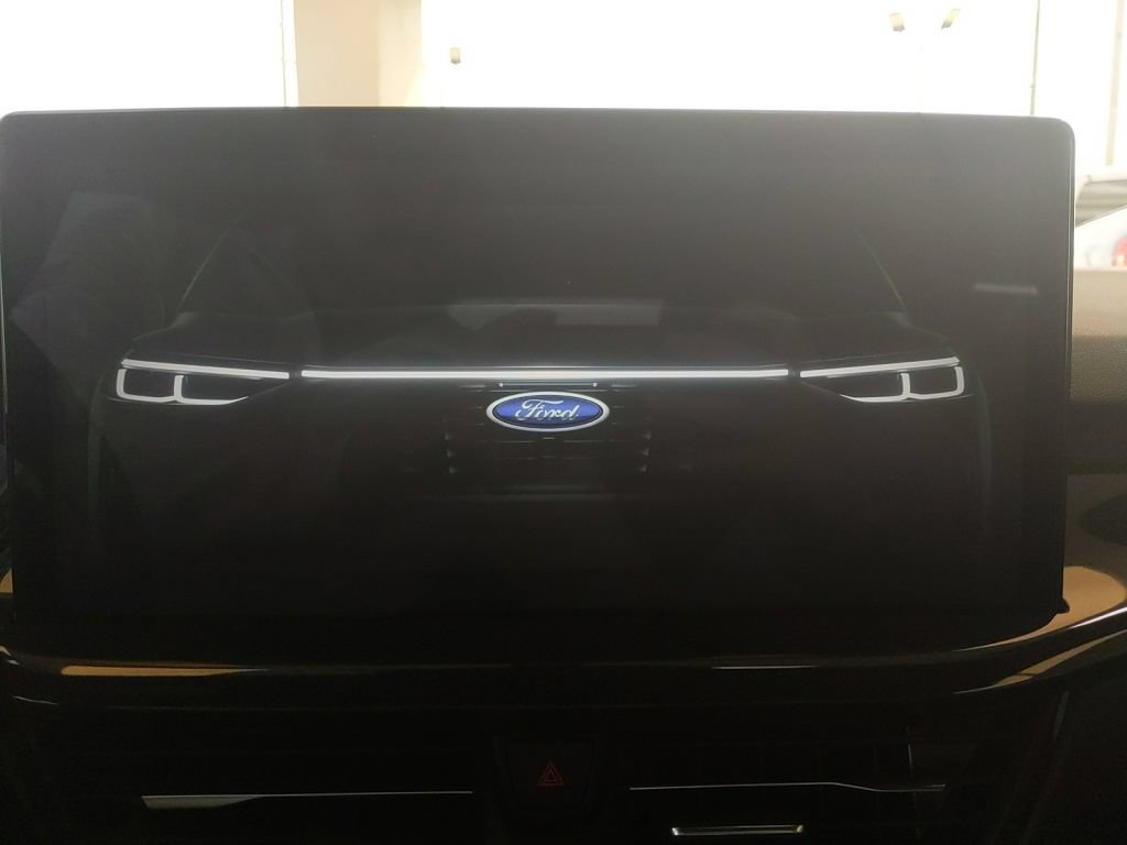 Certified 2023 Ford Escape ST-Line Elite AWD/4WD image 18
