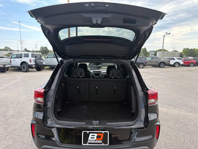 Used 2022 Chevrolet TrailBlazer RS FWD image 17