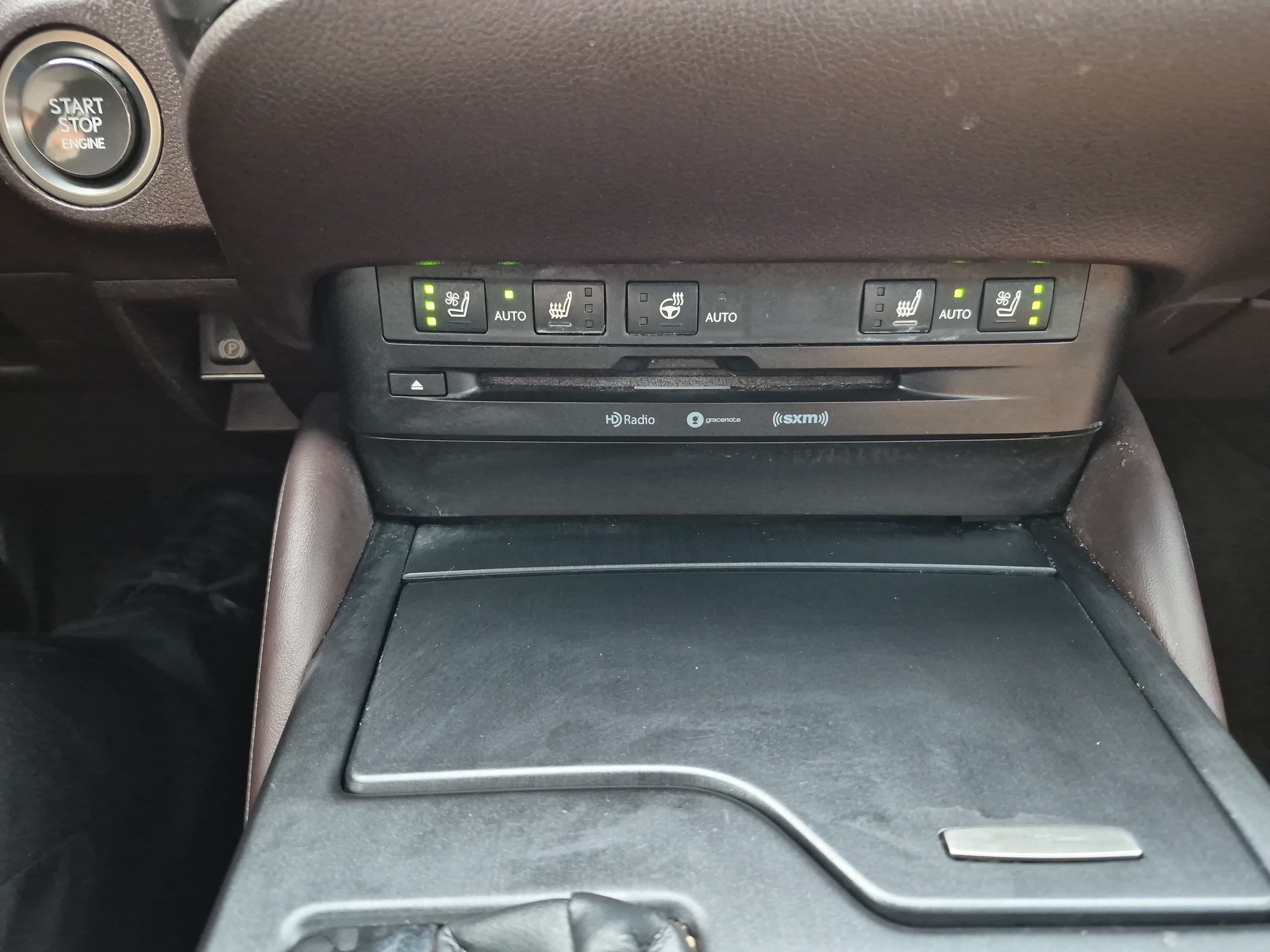 Used 2019 Lexus ES 350 w/ Premium Package FWD image 32