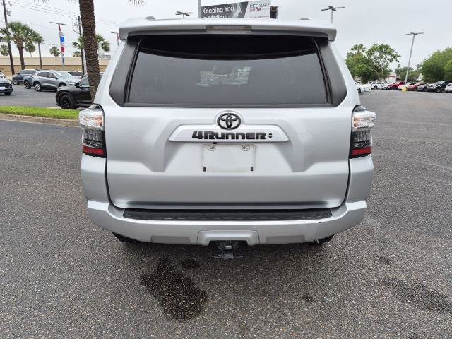 Used 2023 Toyota 4Runner SR5 AWD/4WD image 4