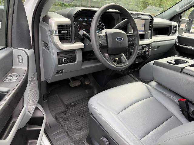 Certified 2025 Ford F250 XL w/ XL Chrome Package AWD/4WD image 7