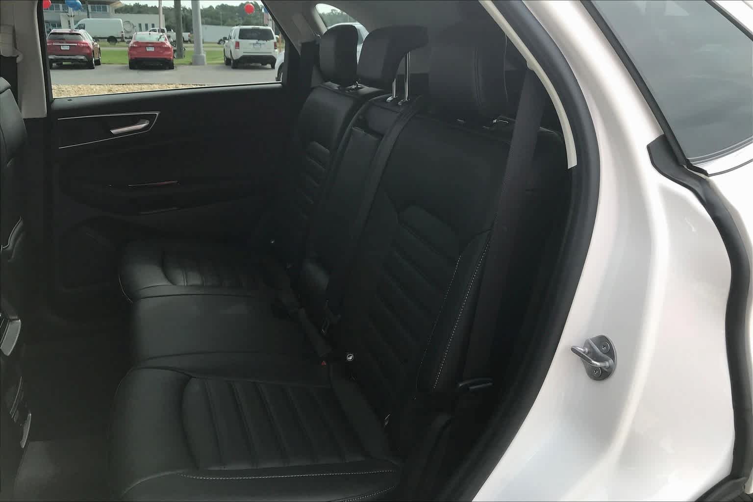 Certified 2019 Ford Edge SEL w/ Equipment Group 201A AWD/4WD image 21