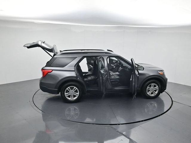 Certified 2021 Ford Explorer XLT w/ Equipment Group 202A AWD/4WD image 48