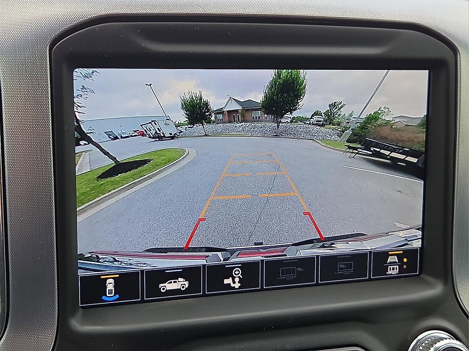 Used 2022 GMC Sierra 3500 SLT w/ SLT Convenience Package image 16