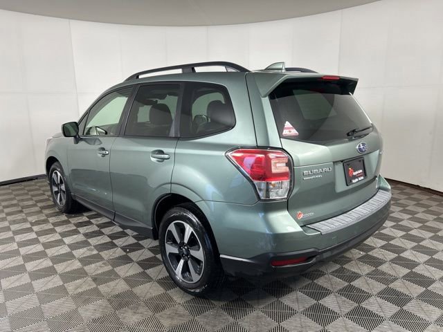 Used 2018 Subaru Forester 2.5i Premium AWD/4WD image 2
