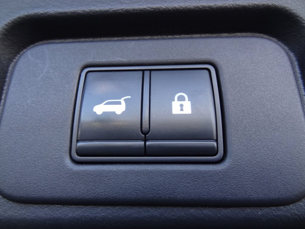 Used 2021 Nissan Rogue SL w/ Premium Package AWD/4WD image 11