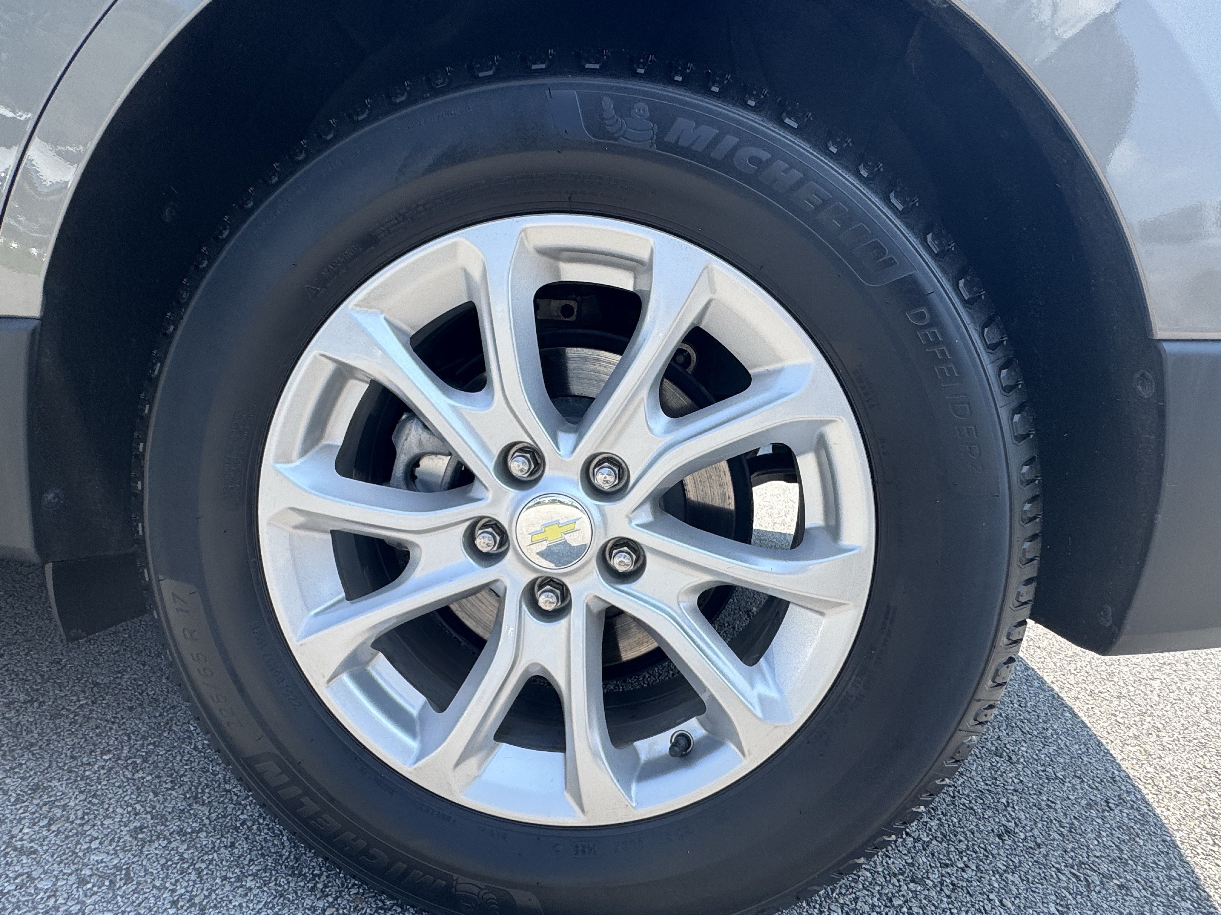 Used 2018 Chevrolet Equinox LT w/ Sun & Infotainment Package FWD image 21