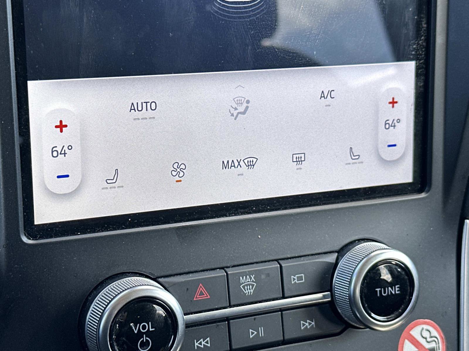 Certified 2024 Ford Edge SEL image 23