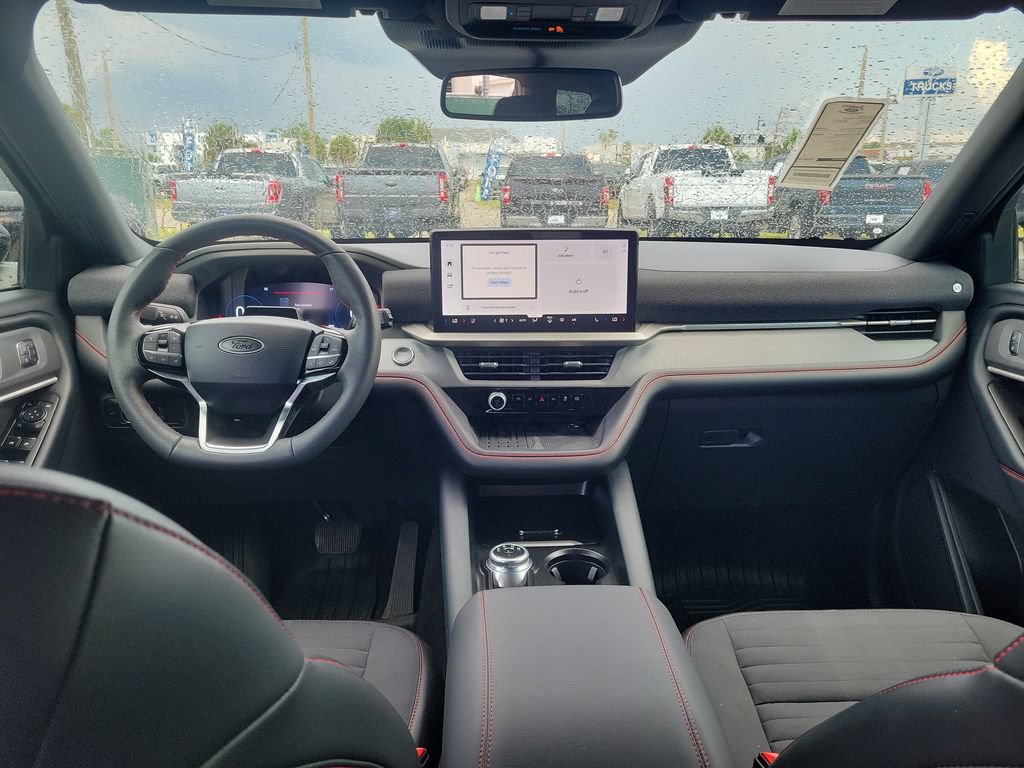 Certified 2025 Ford Explorer ST-Line w/ Premium Package RWD image 14