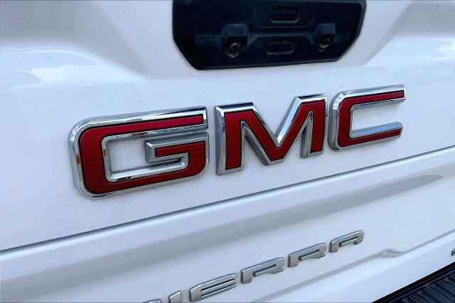 Used 2024 GMC Sierra 2500 SLT w/ SLT Premium Package AWD/4WD image 30