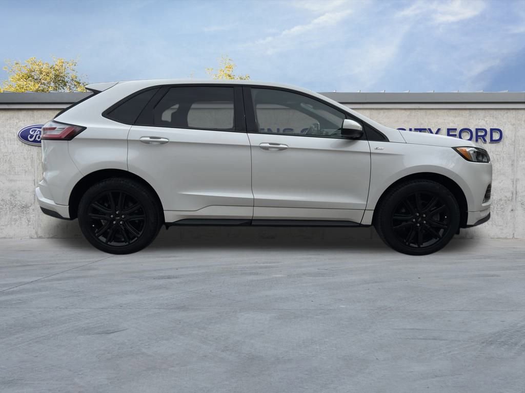 Certified 2022 Ford Edge ST-Line image 6