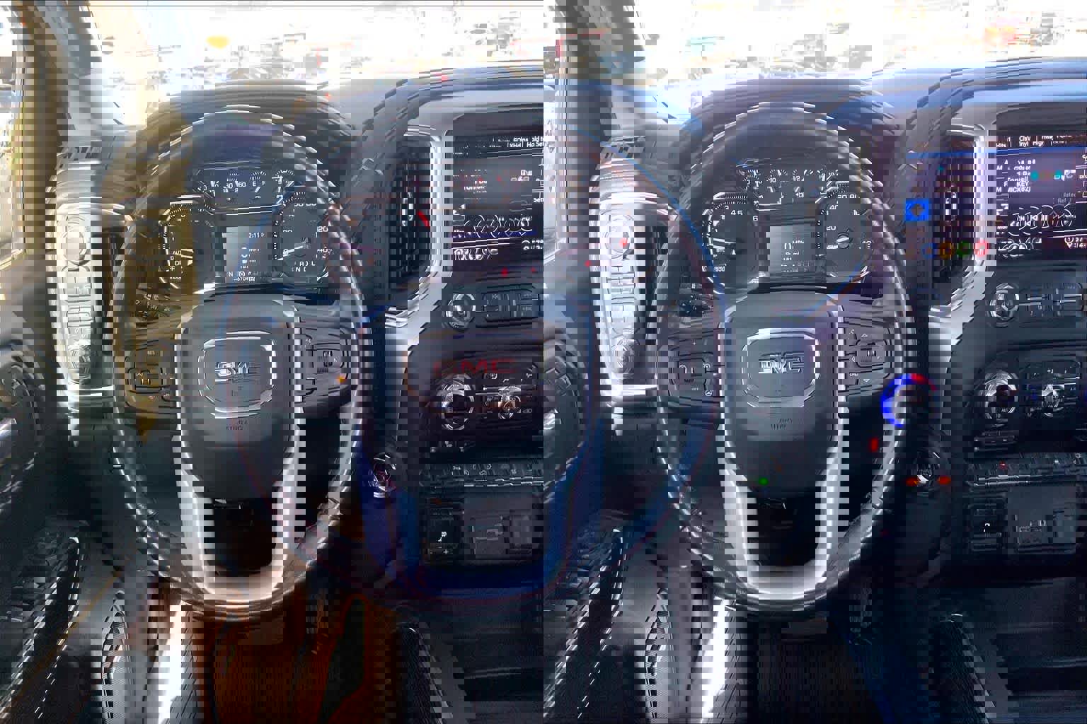 Used 2020 GMC Sierra 1500 Elevation w/ Elevation Value Package image 5