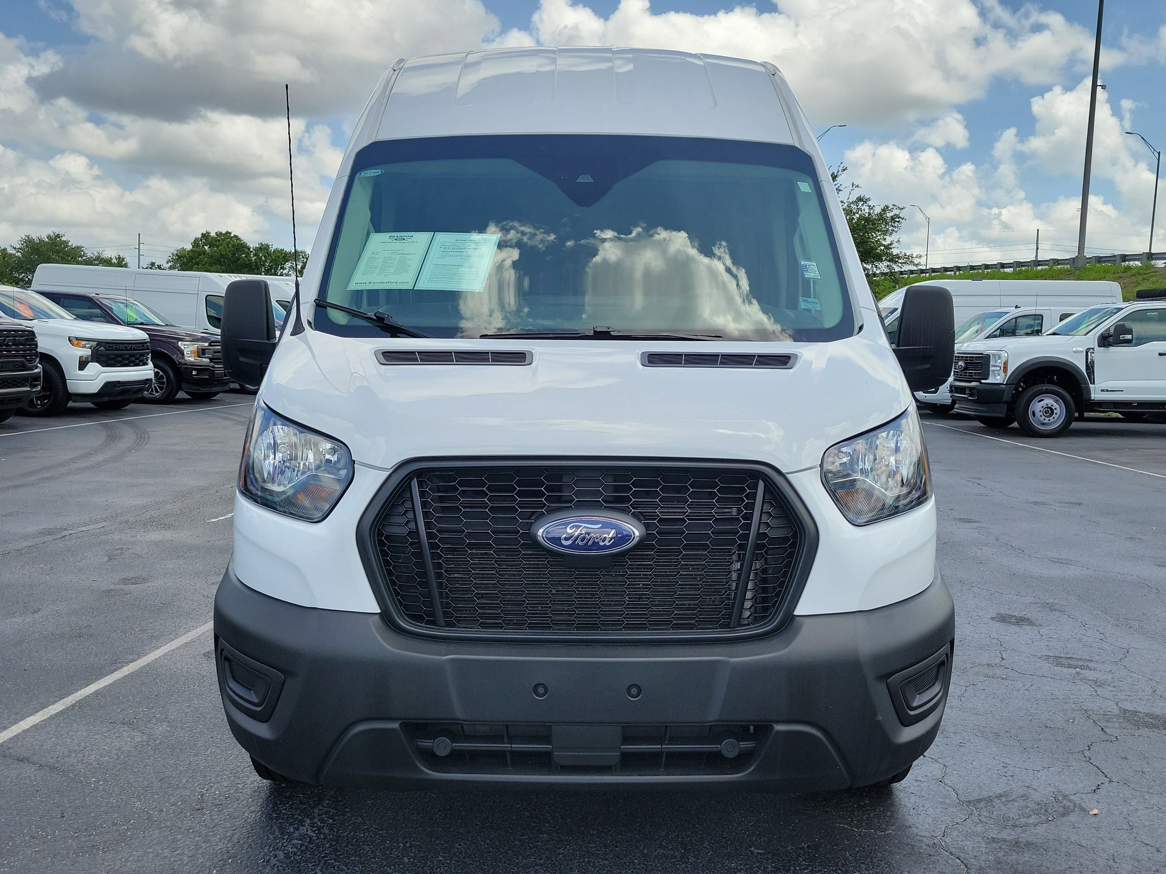 Certified 2025 Ford Transit 250 148 High Roof Extended RWD image 2