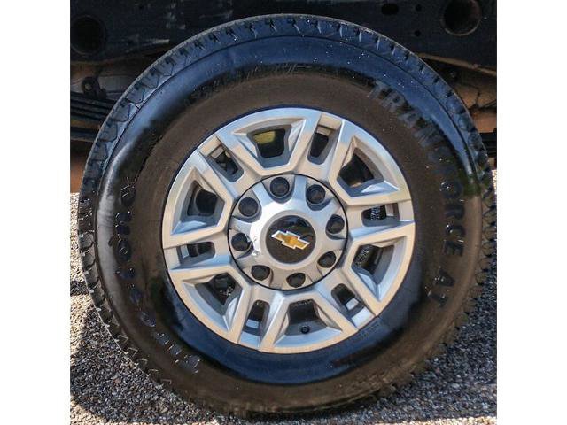 Used 2025 Chevrolet Silverado 2500 LT w/ Convenience Package image 8