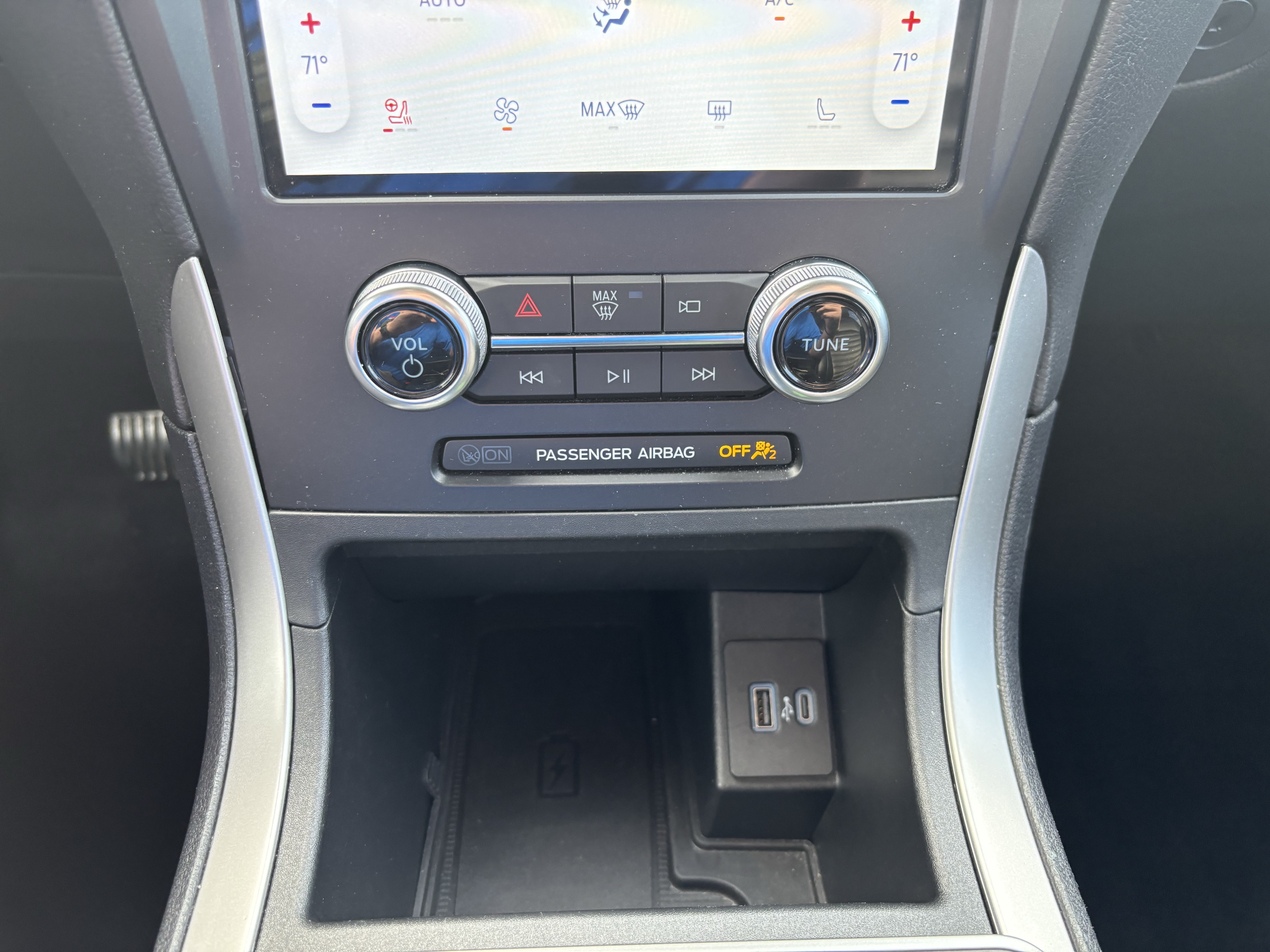 Certified 2024 Ford Edge SEL w/ Convenience Package AWD/4WD image 26