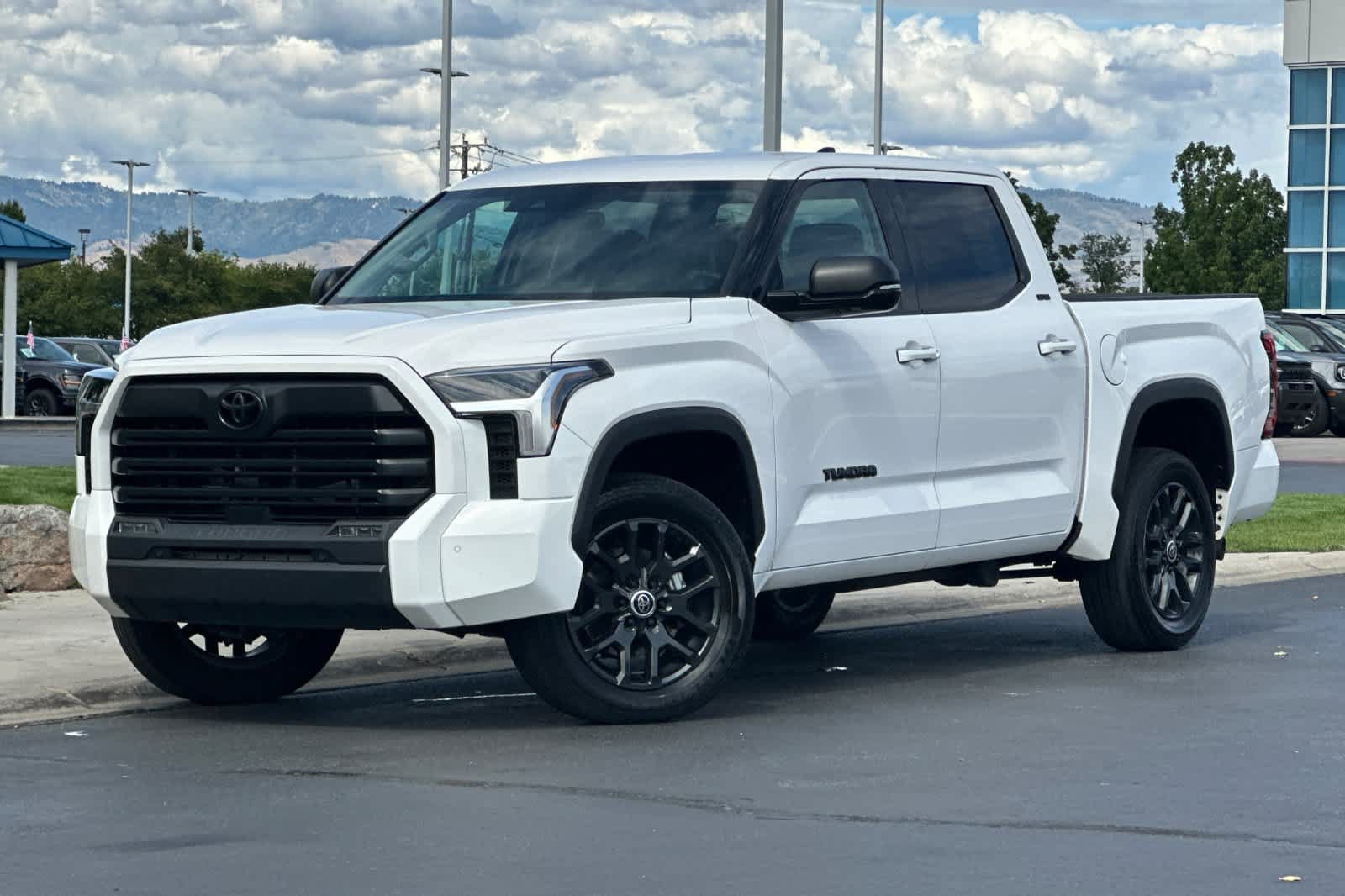 Used 2023 Toyota Tundra SR5 w/ SR5 Premium Package AWD/4WD image 1