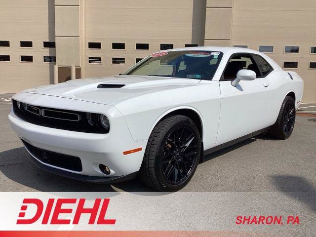 Used 2019 Dodge Challenger SXT w/ Plus Package AWD/4WD image 4