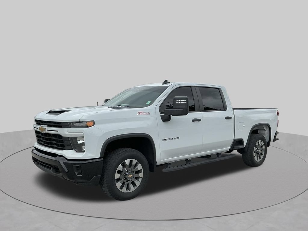 Used 2024 Chevrolet Silverado 2500 Custom w/ Custom Convenience Package AWD/4WD image 2