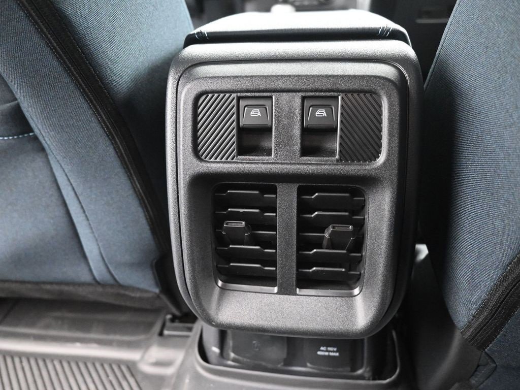 Certified 2025 Ford Bronco Heritage Edition image 31