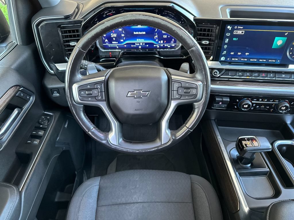 Used 2022 Chevrolet Silverado 1500 RST w/ Convenience Package II AWD/4WD image 13