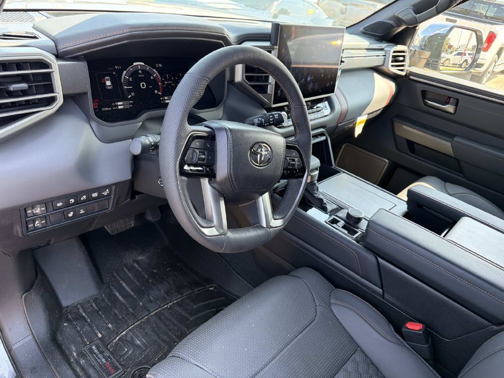 Used 2026 Toyota Sequoia Capstone AWD/4WD image 20