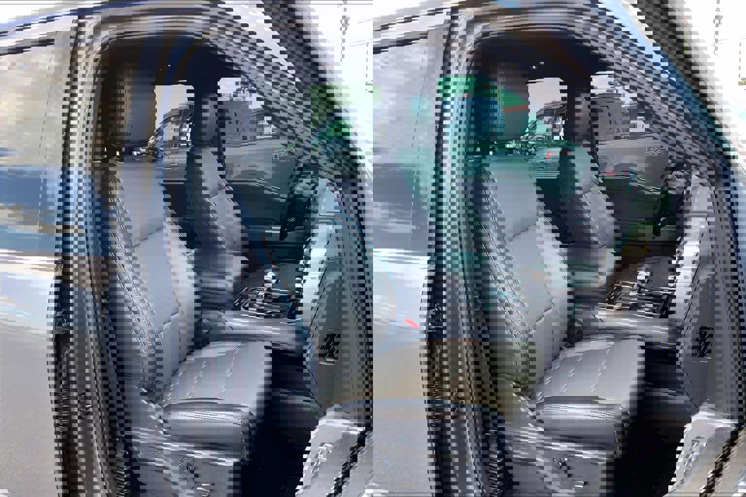 Certified 2025 Ford F150 Lariat w/ Equipment Group 501A Mid image 11