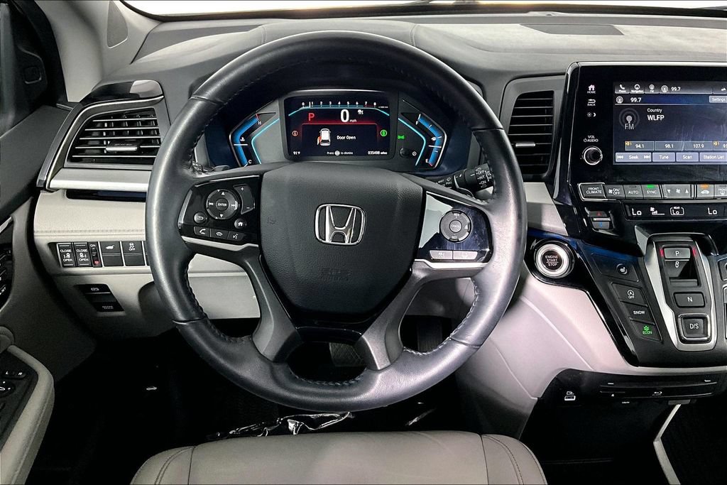 Used 2024 Honda Odyssey Touring image 5