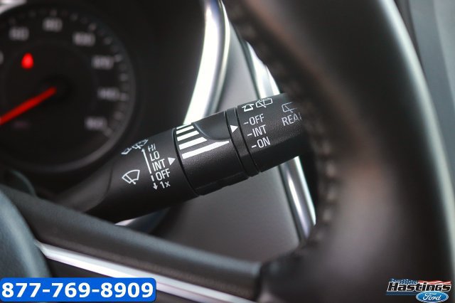 Used 2021 Chevrolet Equinox LT FWD image 24