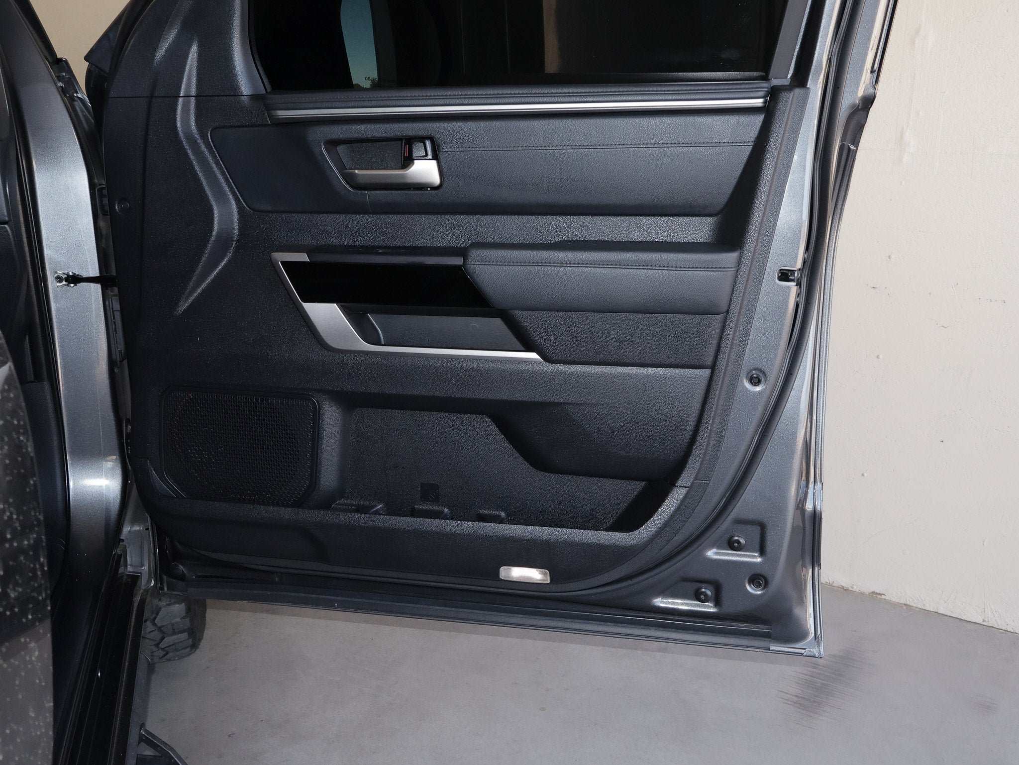 Used 2023 Toyota Tundra Limited AWD/4WD image 42