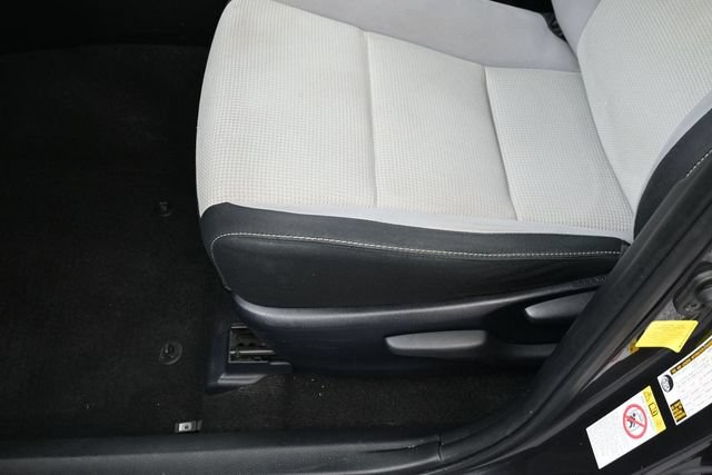 Used 2017 Toyota RAV4 XLE FWD image 13