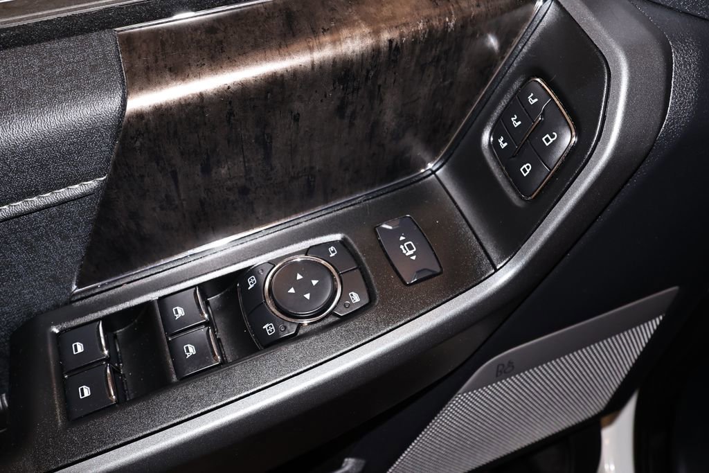 Certified 2025 Ford F350 Lariat w/ Lariat Ultimate Package AWD/4WD image 15