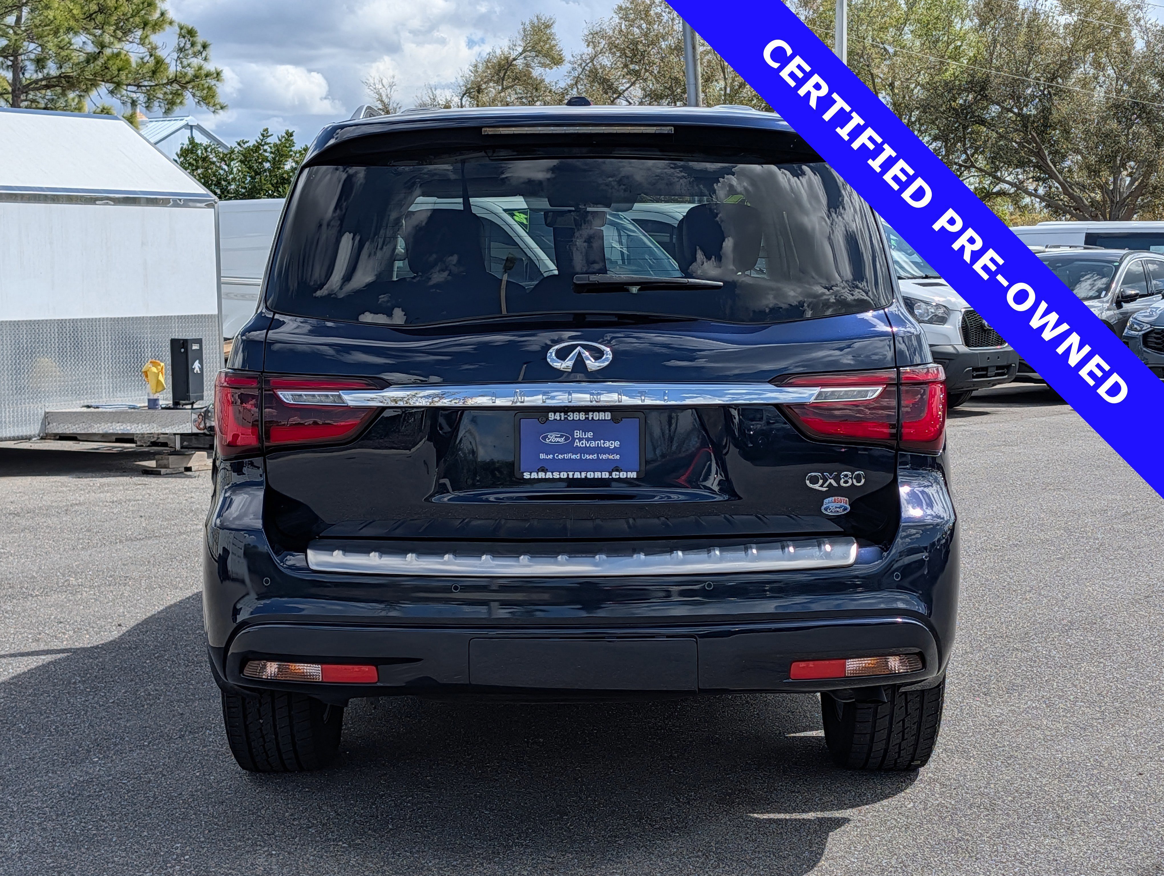 Used 2021 INFINITI QX80 Luxe image 5