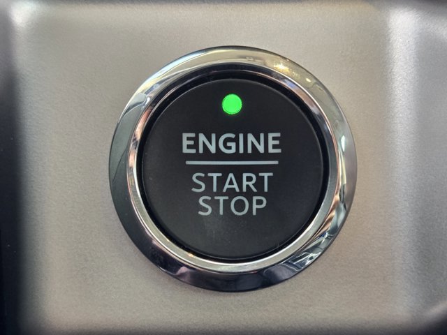 Certified 2022 Ford Expedition XLT image 18