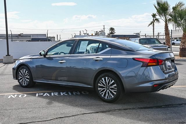 Used 2025 Nissan Altima 2.5 SV FWD image 6
