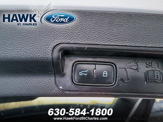 Certified 2020 Ford Explorer Platinum w/ Premium Technology Package image 22