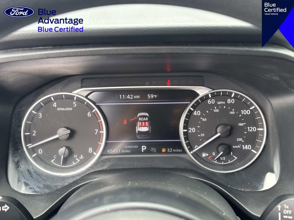 Used 2024 Nissan Rogue SV FWD image 22