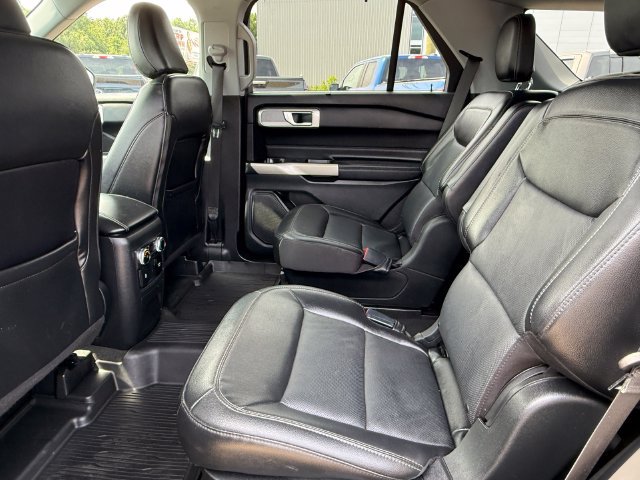 Certified 2022 Ford Explorer Limited w/ Equipment Group 301A AWD/4WD image 19