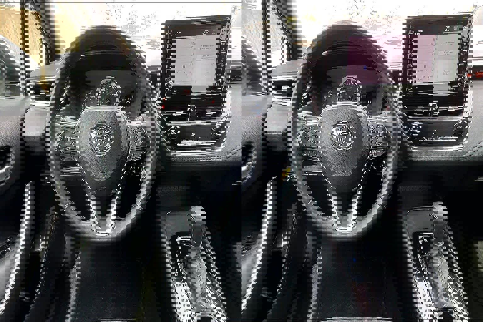 Used 2021 Toyota Corolla SE image 9