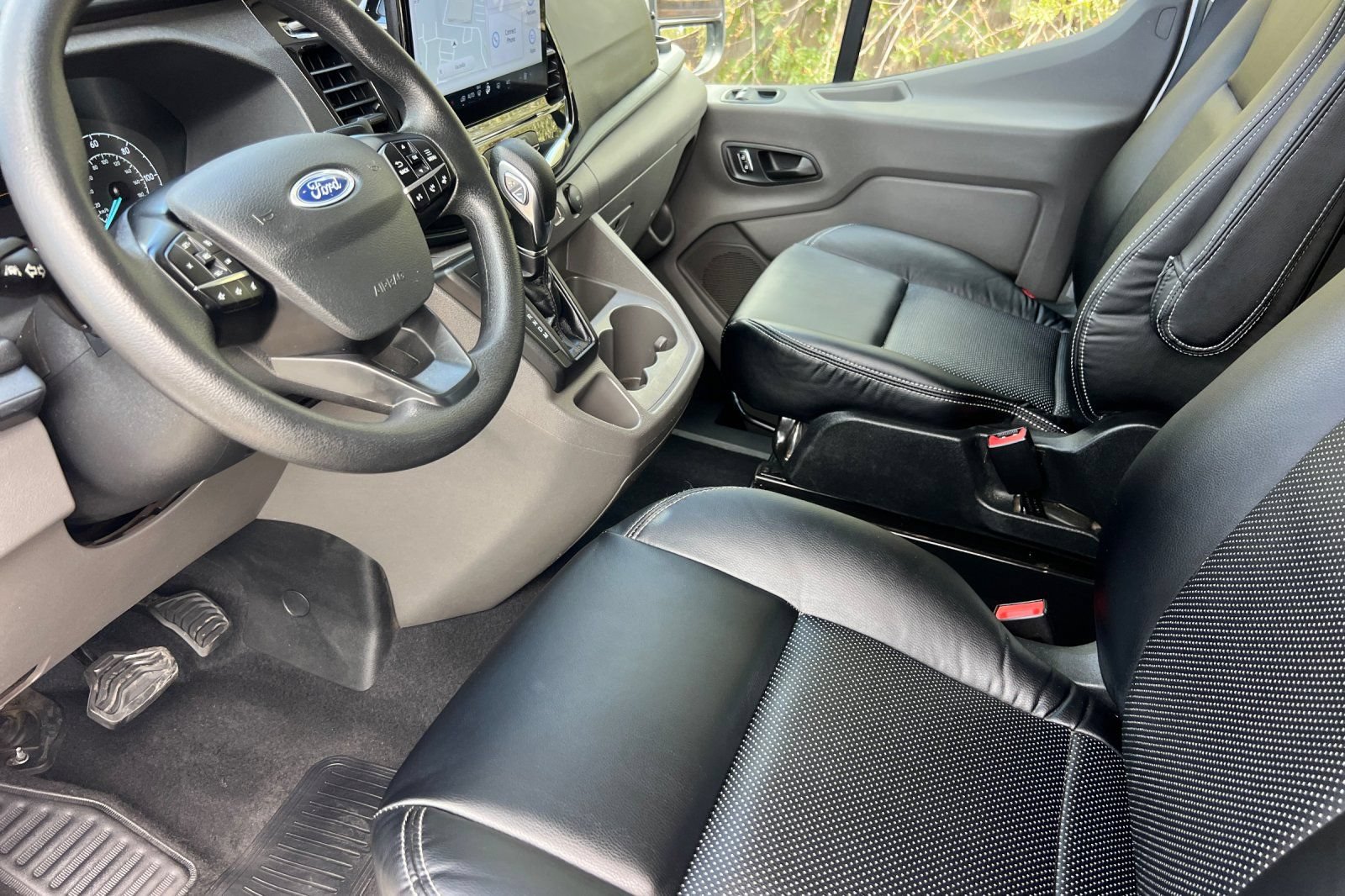 Certified 2024 Ford Transit 350 XLT RWD image 12