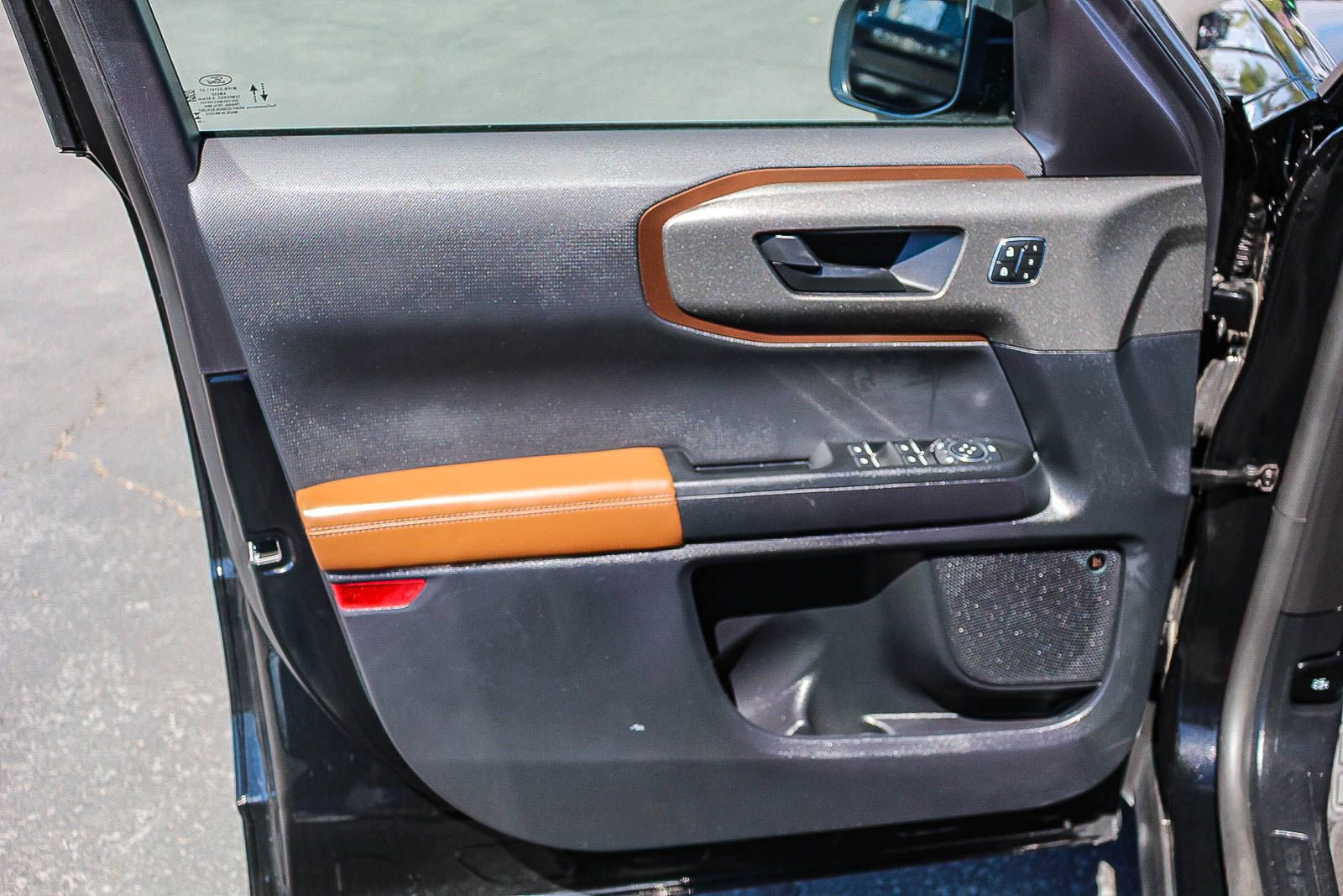 Certified 2025 Ford Bronco Sport Outer Banks w/ Outer Banks Tech Package+ image 22