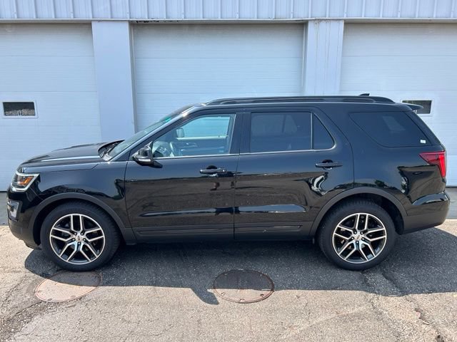 Certified 2017 Ford Explorer Sport w/ Equipment Group 401A AWD/4WD image 3