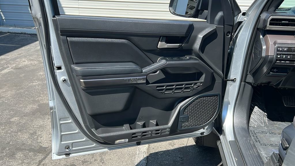 Used 2024 Toyota Tacoma TRD Off-Road w/ TRD Off Road Upgrade Package AWD/4WD image 14