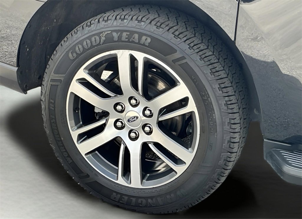 Certified 2024 Ford Expedition Max Limited image 24