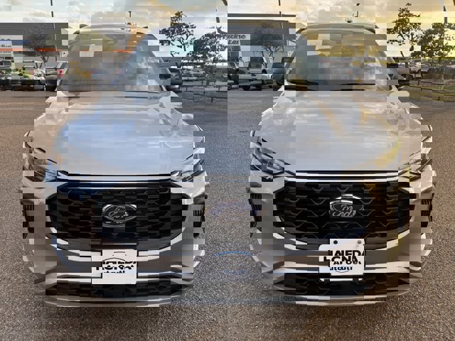 Certified 2023 Ford Escape ST-Line w/ Tech Pack #1 image 6