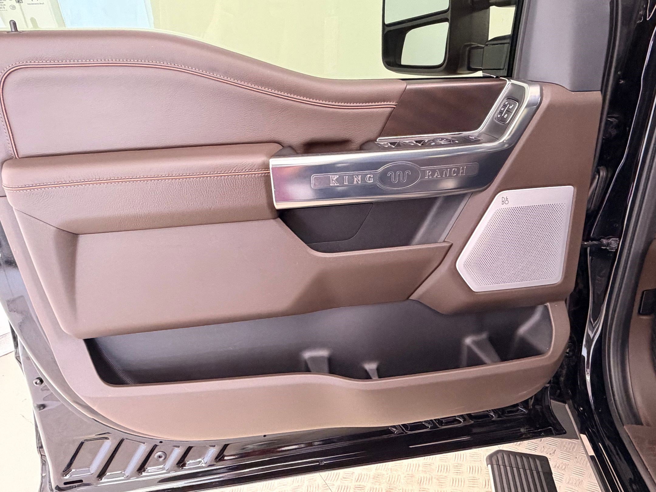 Certified 2025 Ford F350 King Ranch image 21