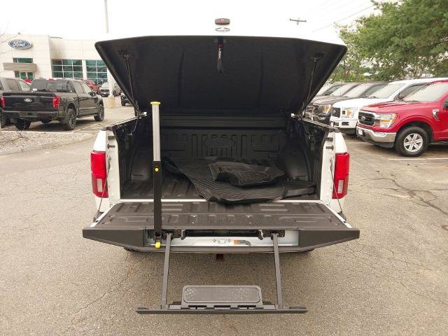 Certified 2019 Ford F150 Lariat w/ Equipment Group 502A Luxury AWD/4WD image 27