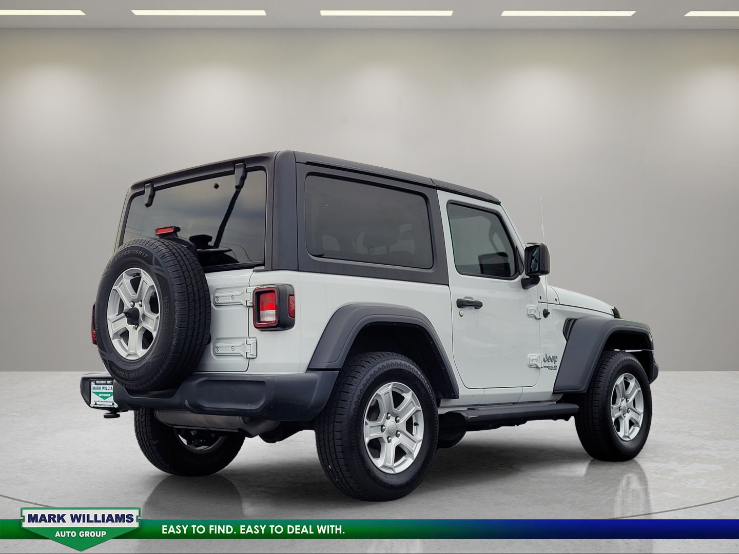 Used 2019 Jeep Wrangler Sport AWD/4WD image 4